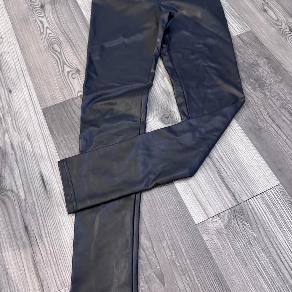 7 for all mankind black faux leather leggings size XS